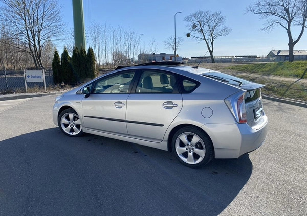 Toyota Prius cena 40900 przebieg: 250000, rok produkcji 2012 z Gdańsk małe 92